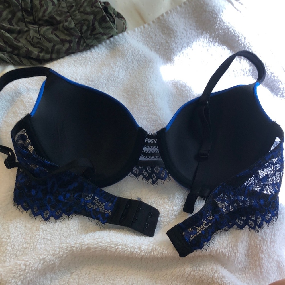 Bra - Picture 2 of 2